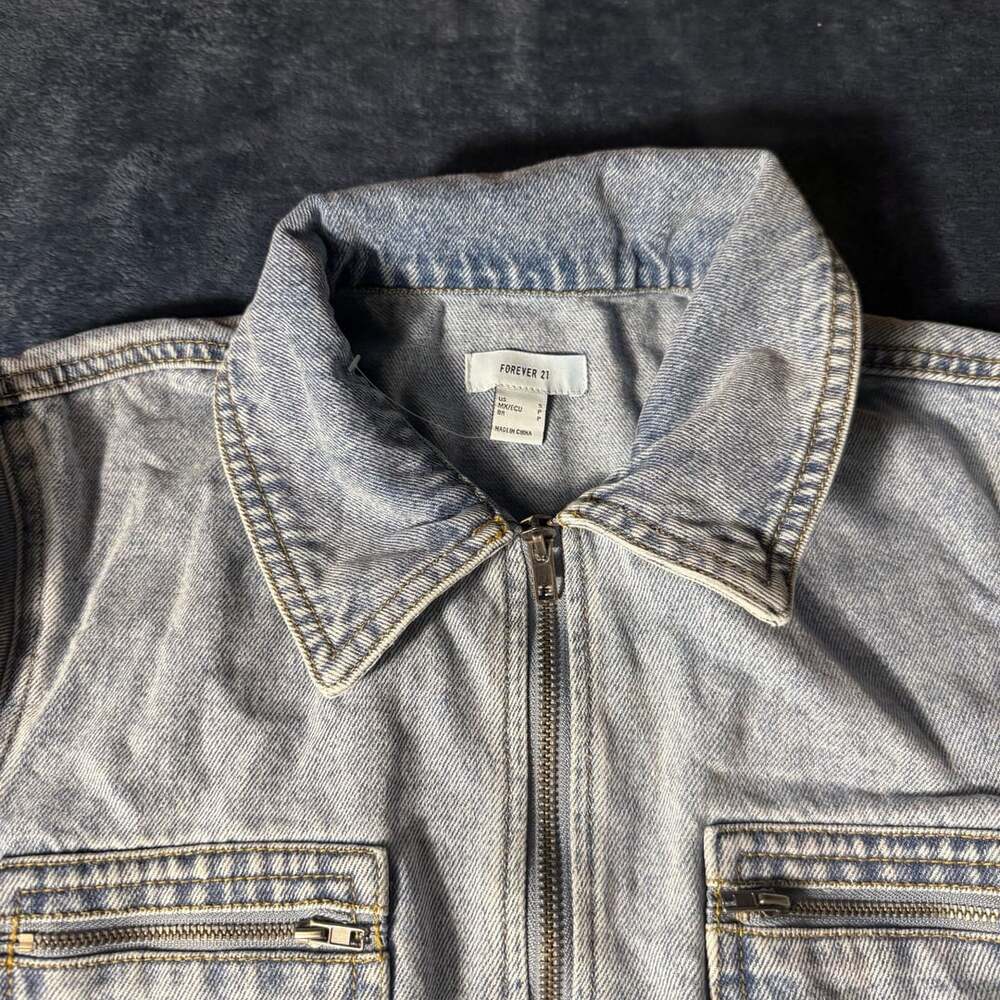 Forever 21 Light Wash Denim Zip-Up Romper with Pockets Size S